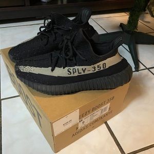 adidas Yeezy Boost 350 V2